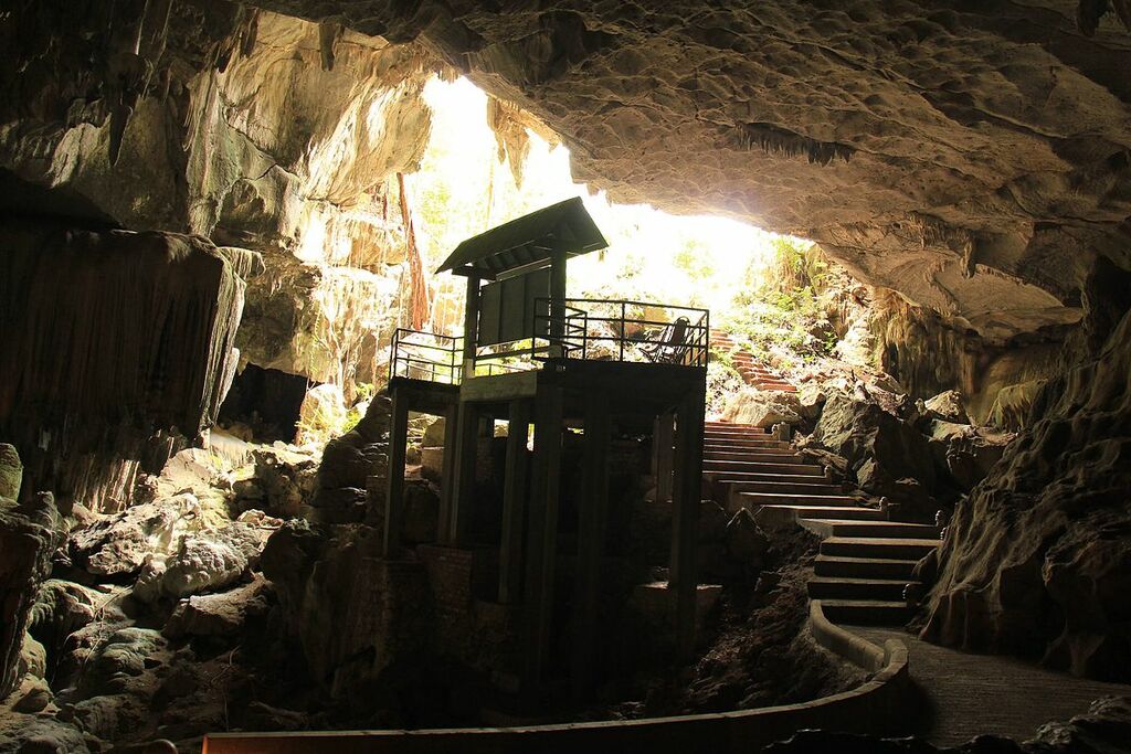 125 Kamin Cave - 02 Cave Entrance