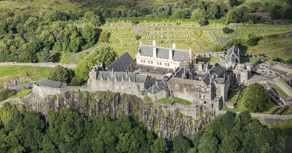 Scotland-2016-Aerial-Stirling-Stirling Castle great hall