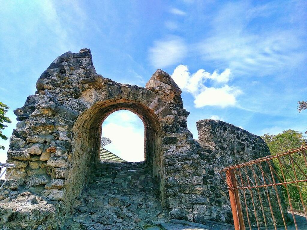 Benteng Otanaha