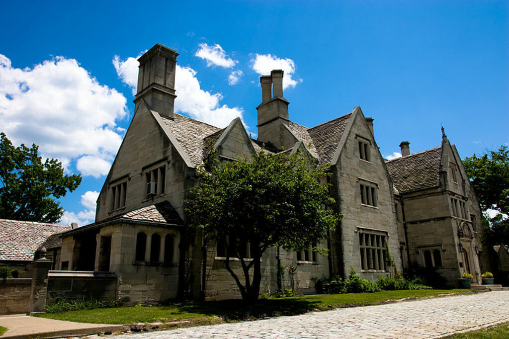 Hartwood Acres Mansion Corner