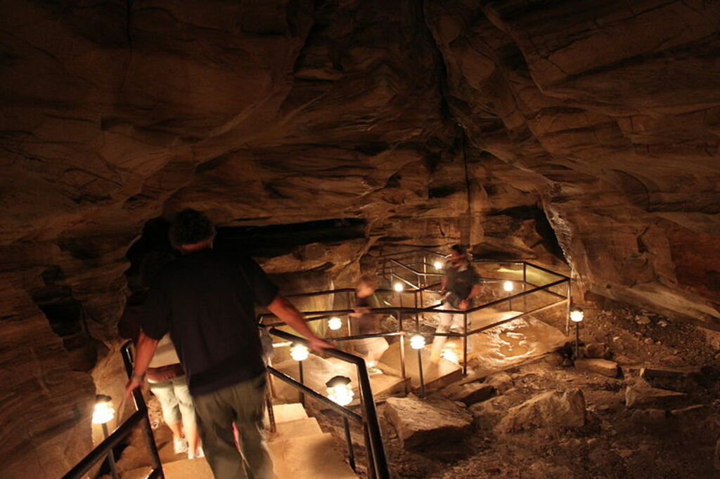 Walk down in Laurel Caverns