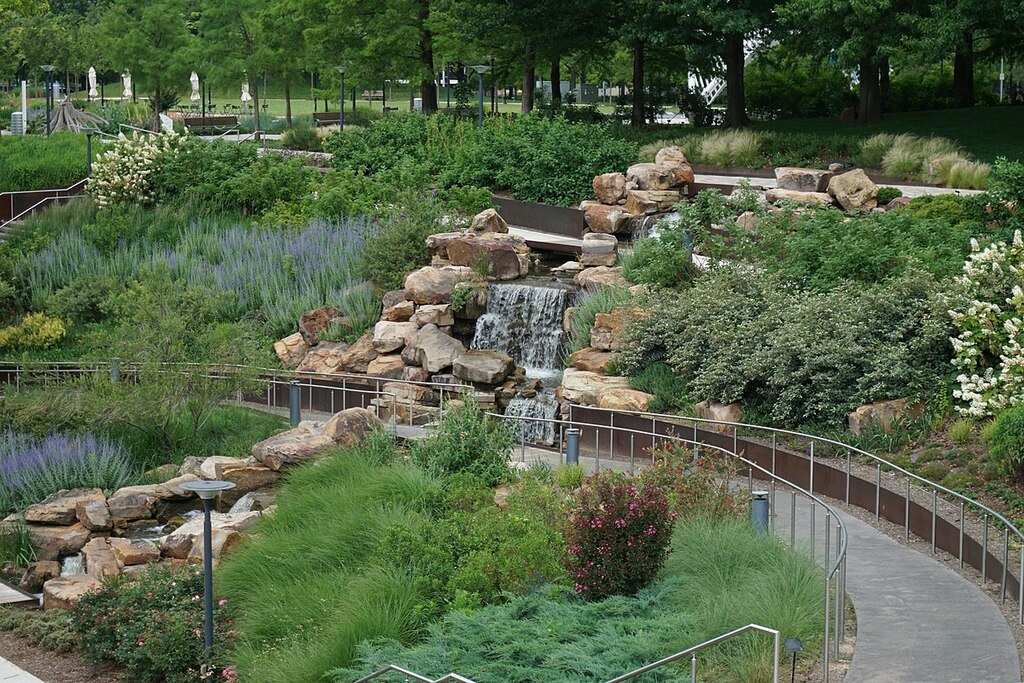 Myriad Botanical Gardens May 2016 06