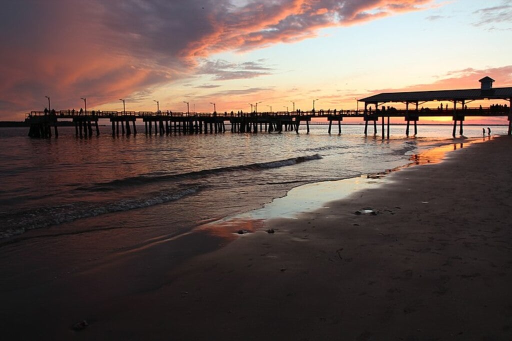 Pier, St. Simons Island, GA - panoramio