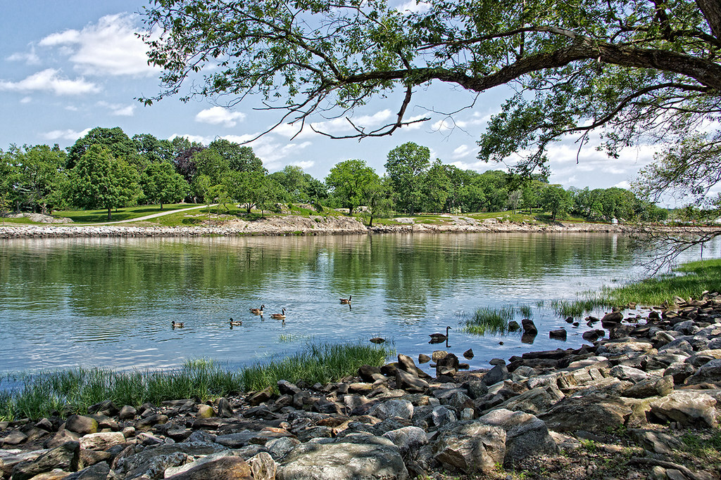 Glen Island Park