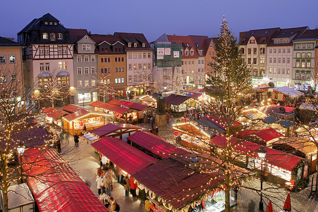 Christmas markets Nuremberg.jpg