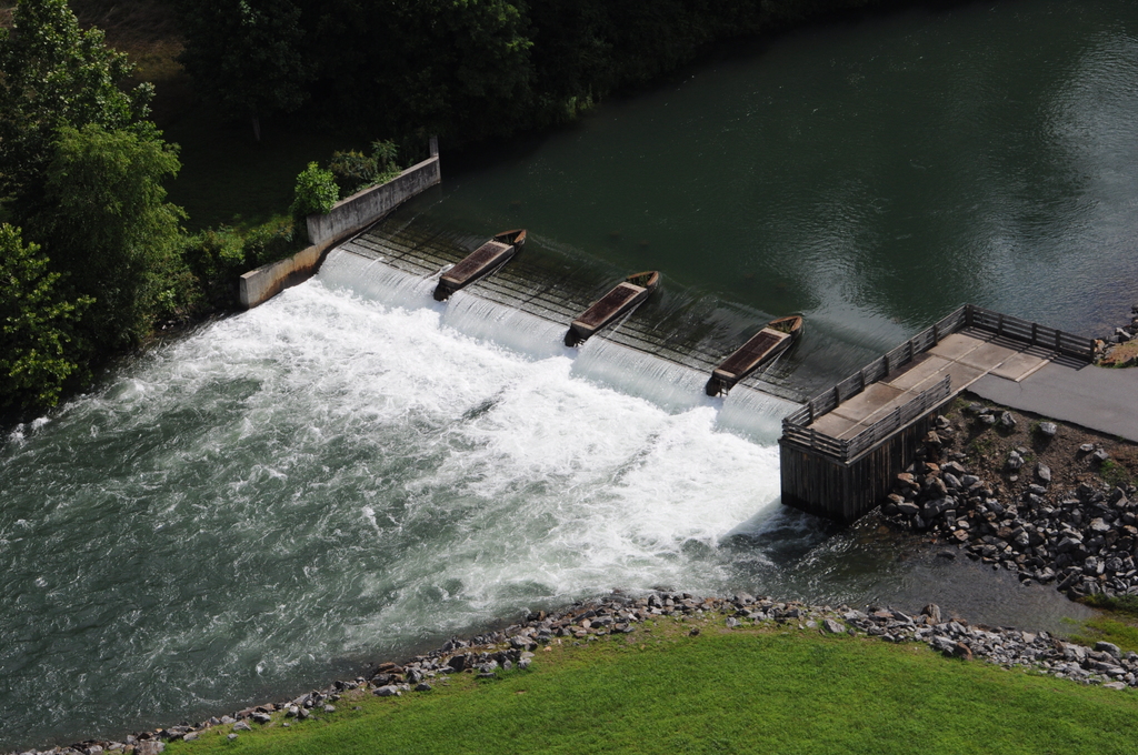 Chatuge Dam 005