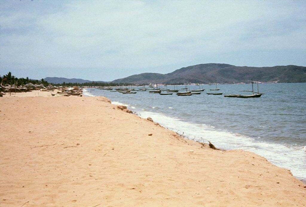 Quy Nhơn Beach - Bình Định 1965/69 - Photo by Himber