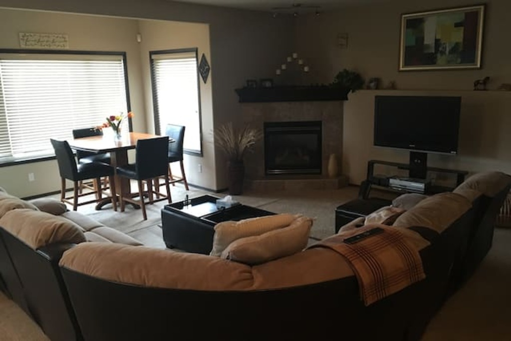 Top 13 Airbnb Vacation Rentals In Cochrane, Canada Updated 2024 Trip101