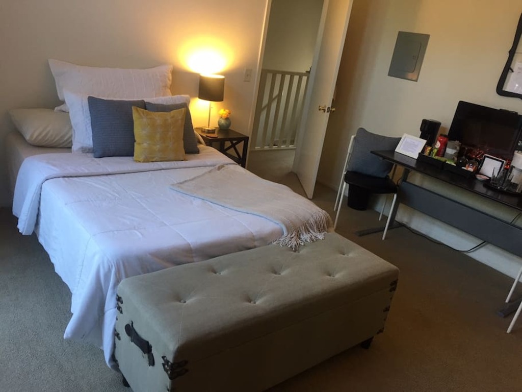 14 Best Cheap Airbnbs In Los Angeles, California, USA Updated 2024