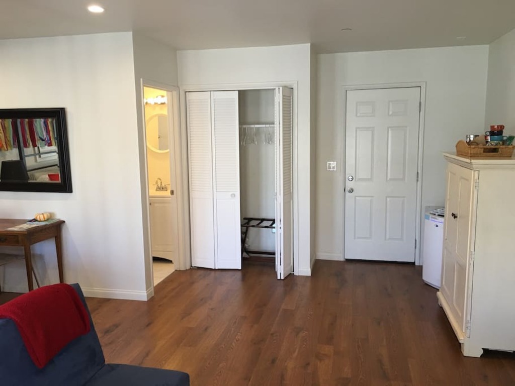 14 Best Cheap Airbnbs In Los Angeles, California, USA Trip101