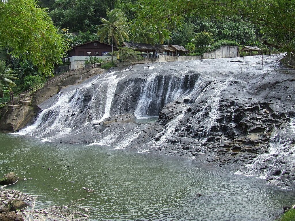 Talofofo falls