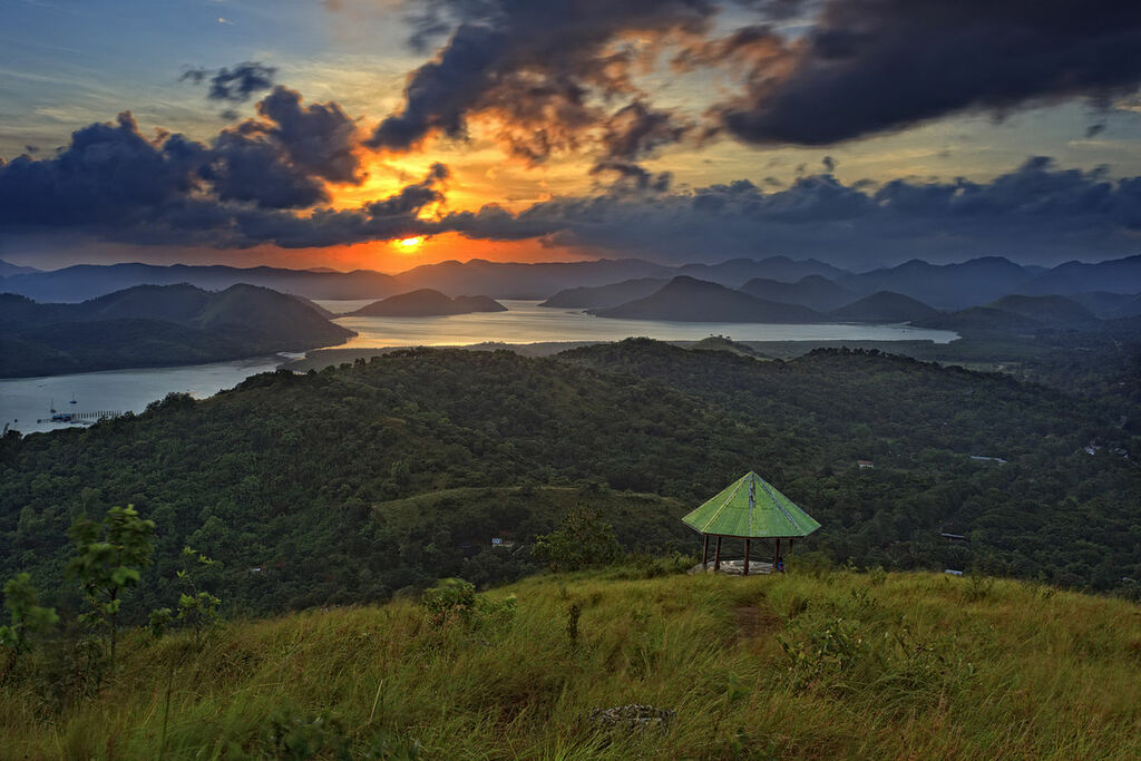 Coron - Gazebo behind Mt Tapyas Summit