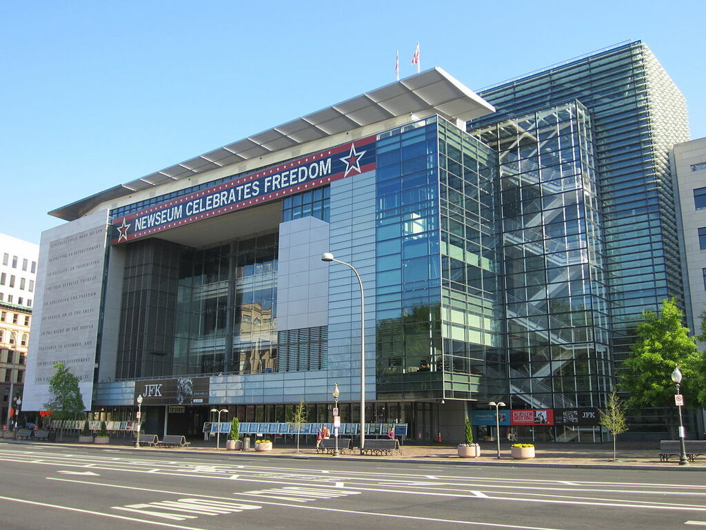 Newseum, Washington, D.C. (2013) - 03
