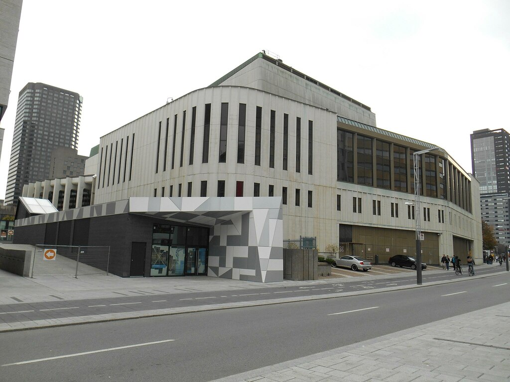 Place des Arts 53
