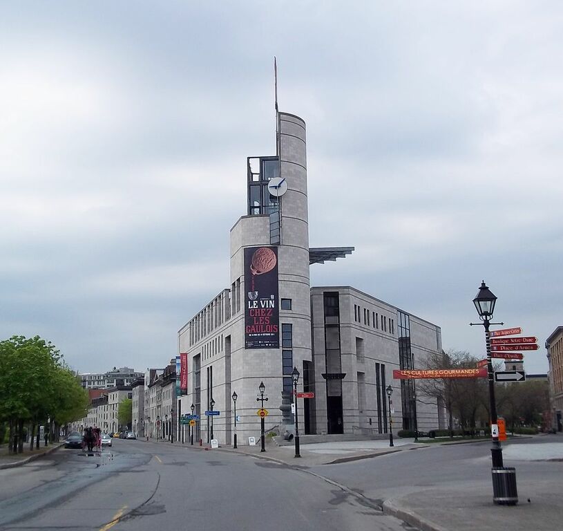 Pointe-a-Calliere 2