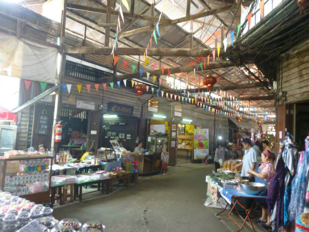 talat ban mai