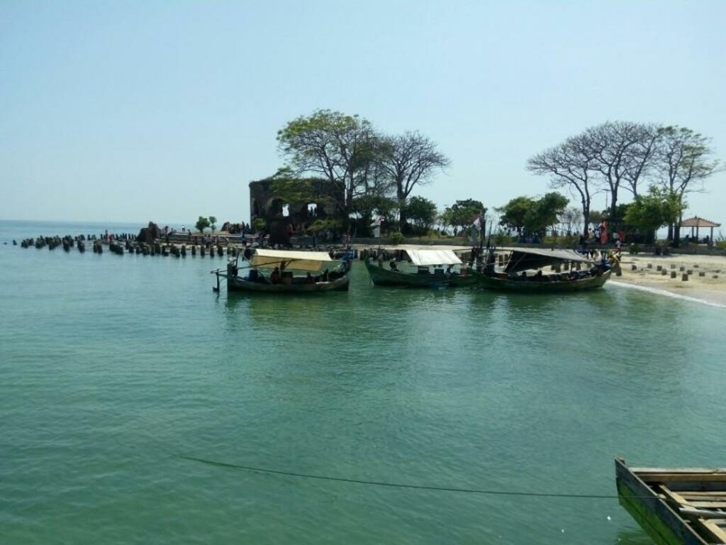 witness some of the dutch heritage on the islands