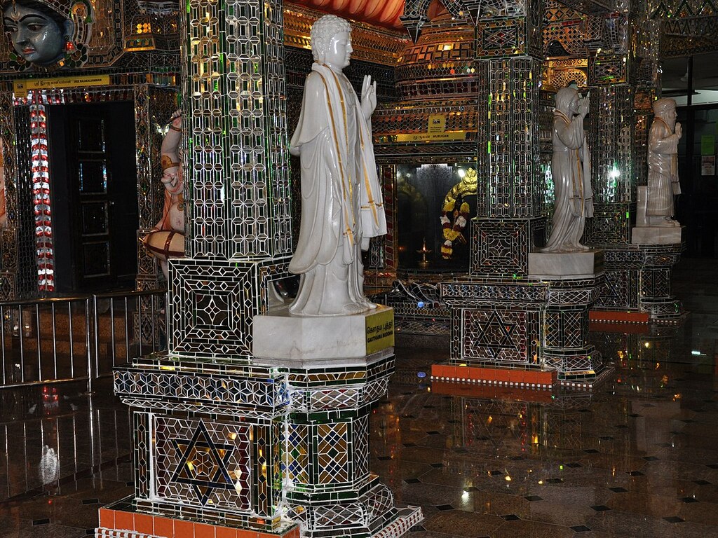 Arulmigu Sri Rajakaliamman interior