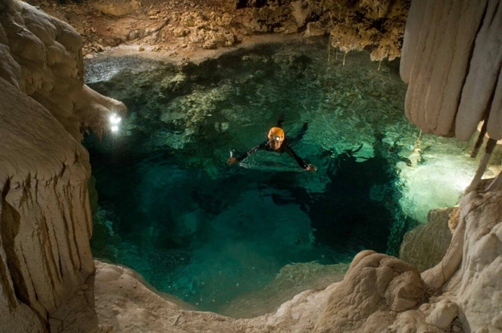 Rio Secreto, es un reserva natural en Mexico, a solo unos minutos de Playa del Carmen