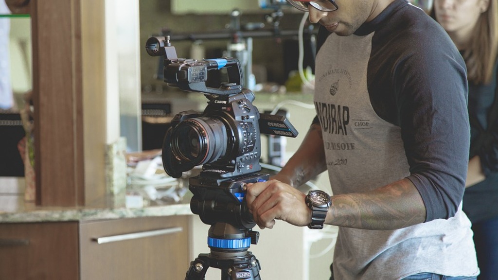 things to do in hamptons | catch a movie at the hamptons film festival