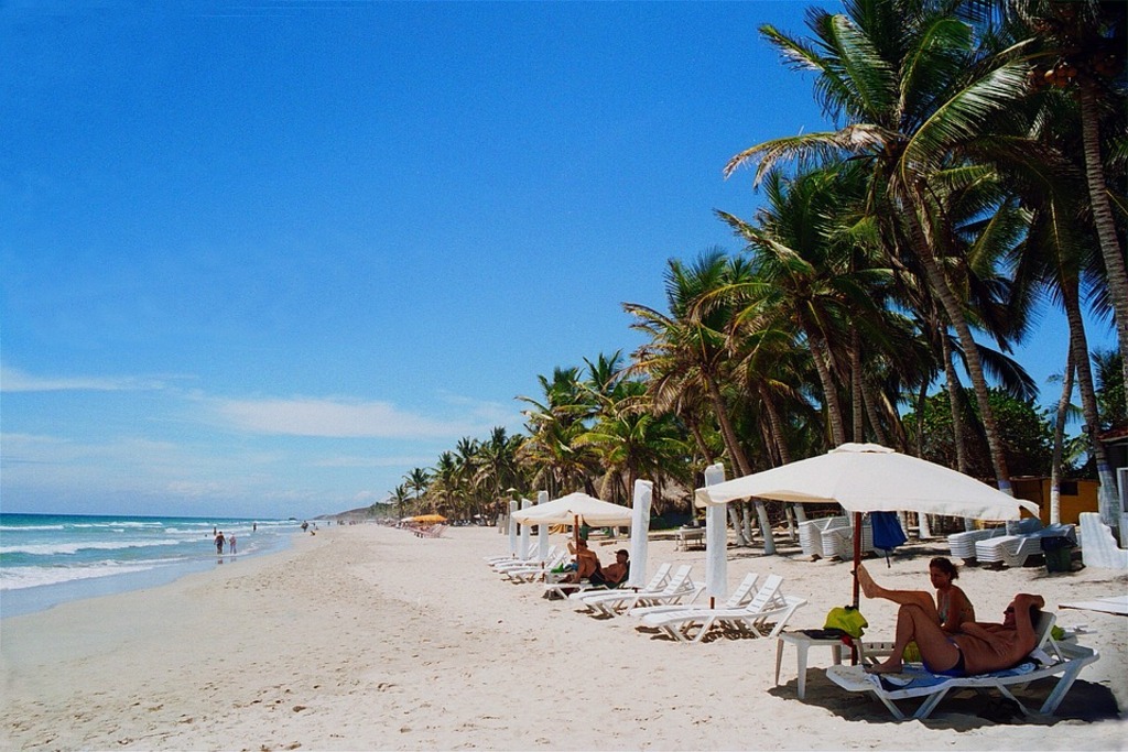 must-visit places in venezuela | los roques archipelago