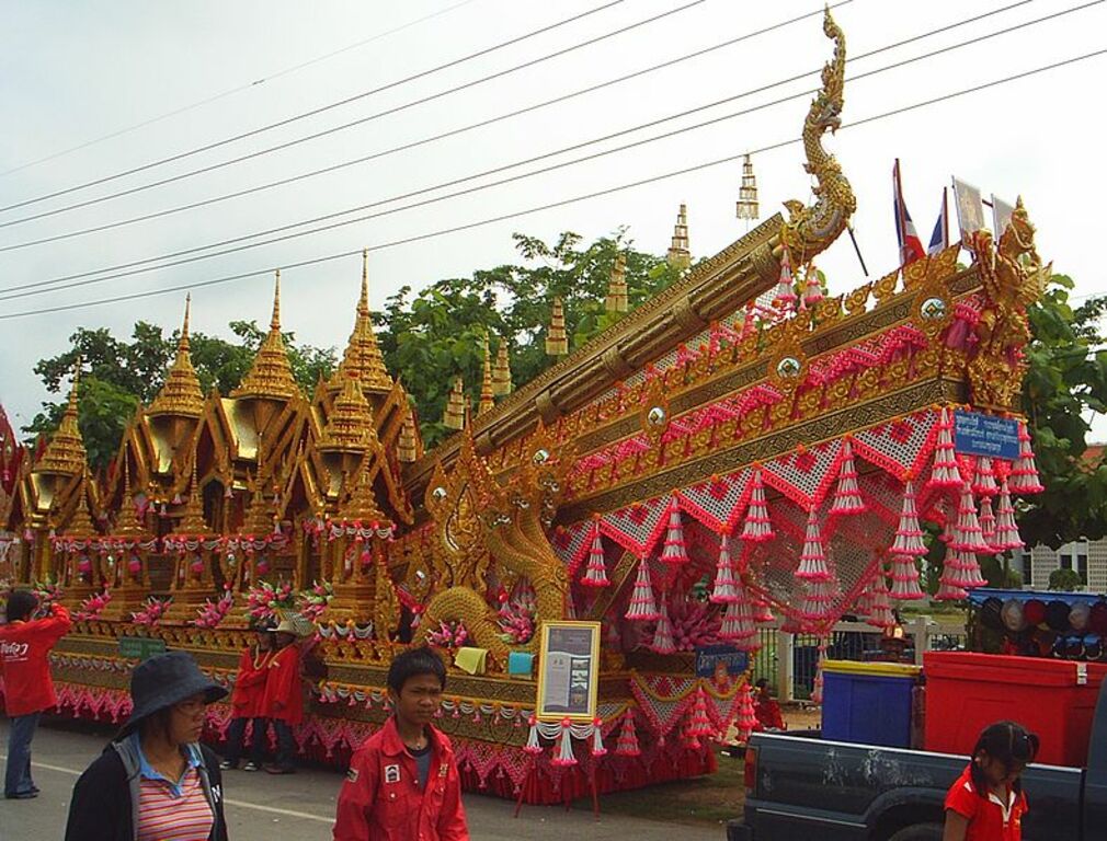 Yasothonrocketfloat01