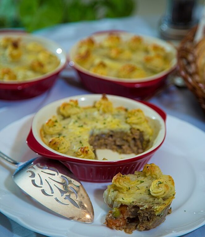 Shepherd's pie (22470901009)