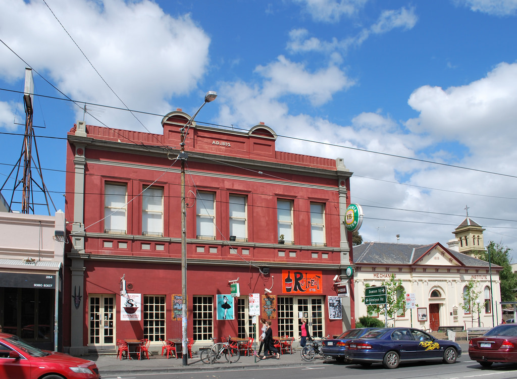 Retreat Hotel, Brunswick