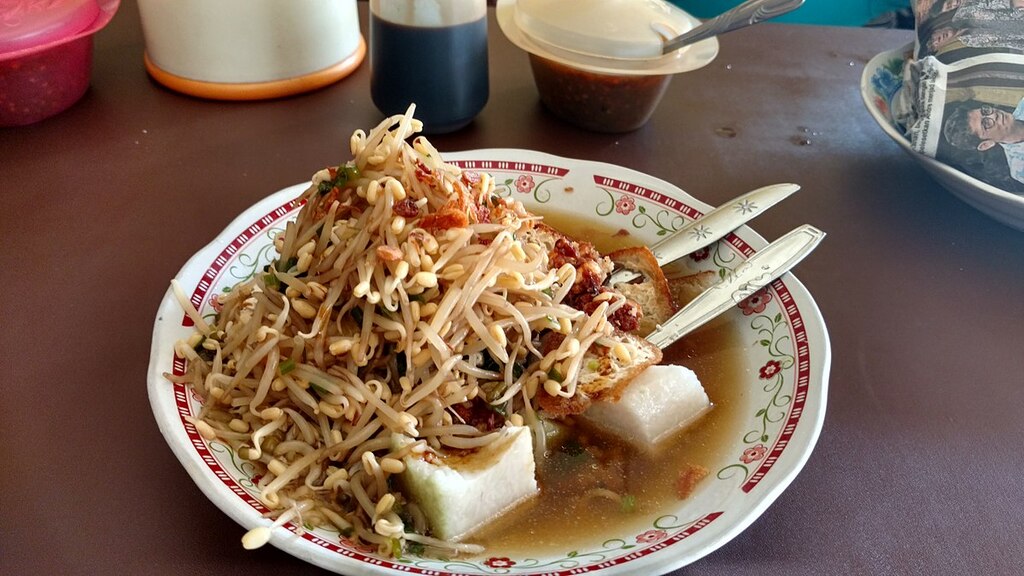 20170125 105849283 Lontong balap