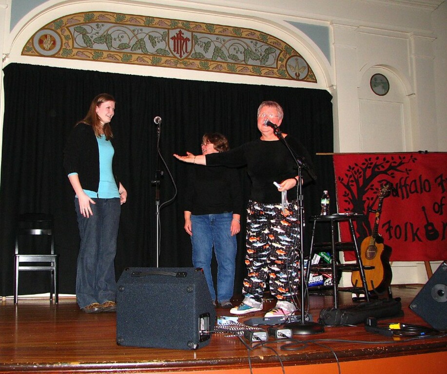 Caitlin, Gail and Christine Lavin