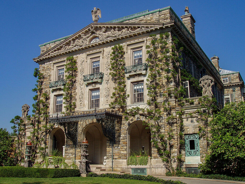 Kykuit, Tarrytown, NY - front facade