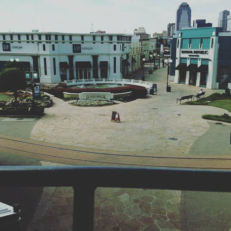 things to do in bossier city louisiana | a shopping spree on the louisiana boardwalk