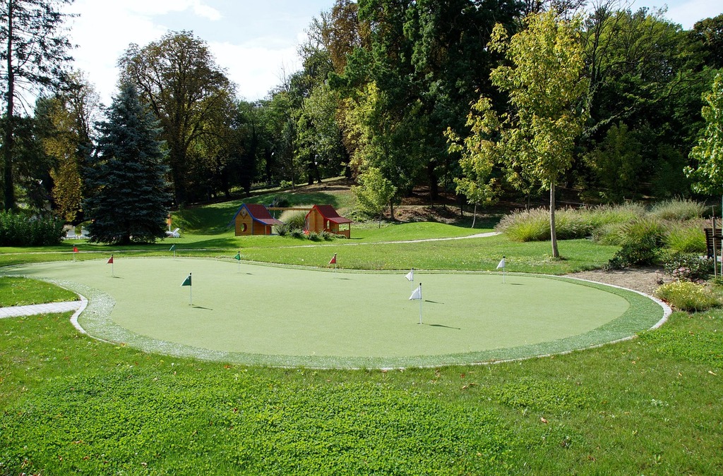 Mini golf