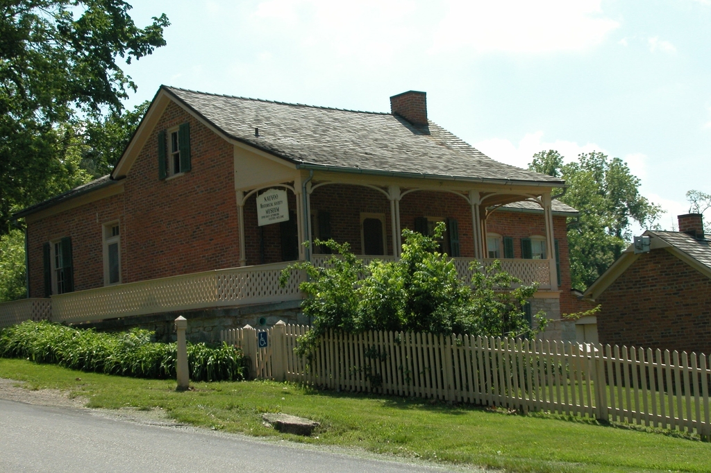 Nauvoo State Park and Museum (Nauvoo, Illinois) on the Mormon Pioneer National Historic Trail (2004)