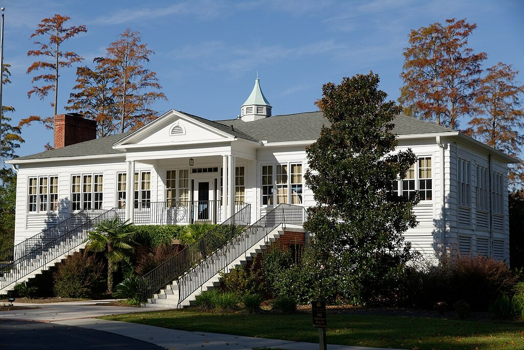 Lawton Park Pavillion, Hartsville, SC, US