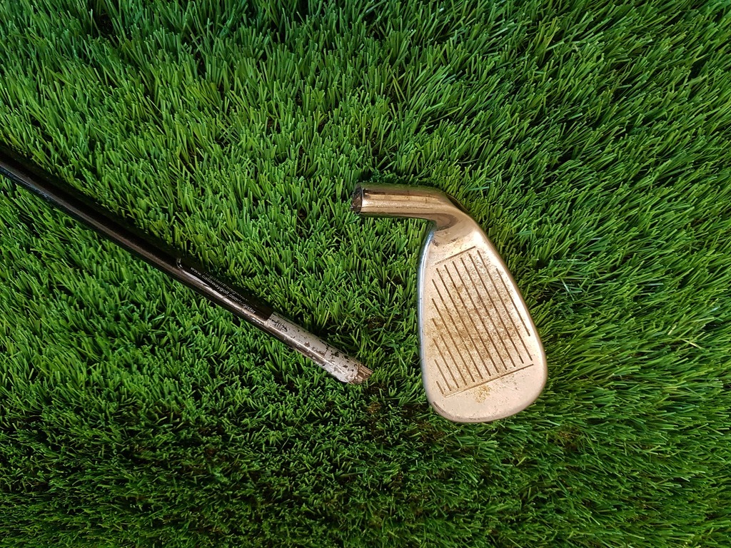 Golf club