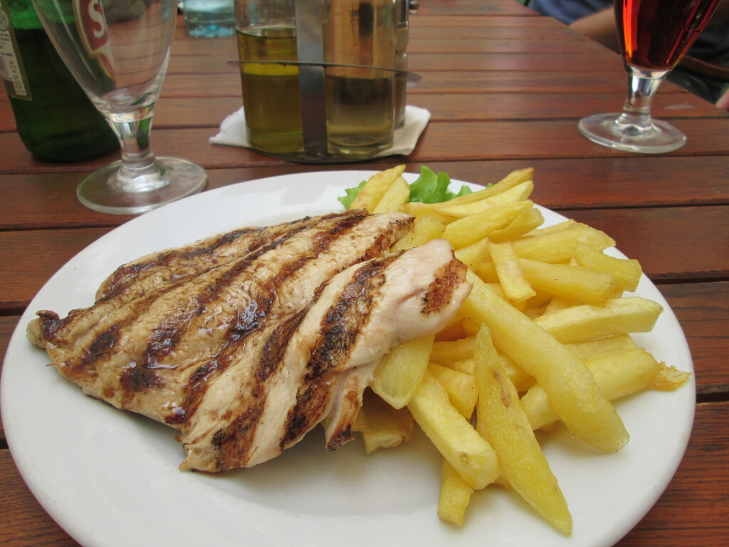Grilled chicken and chips