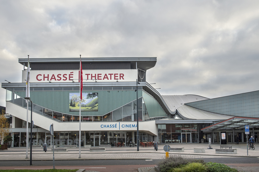 The Chassé Theater