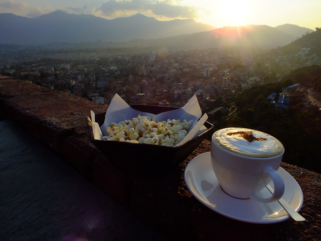 2015-03-08 Swayambhunath,Katmandu,Nepal,Nirvana Cafe & Restaurant,スワヤンブナートDSCF4494