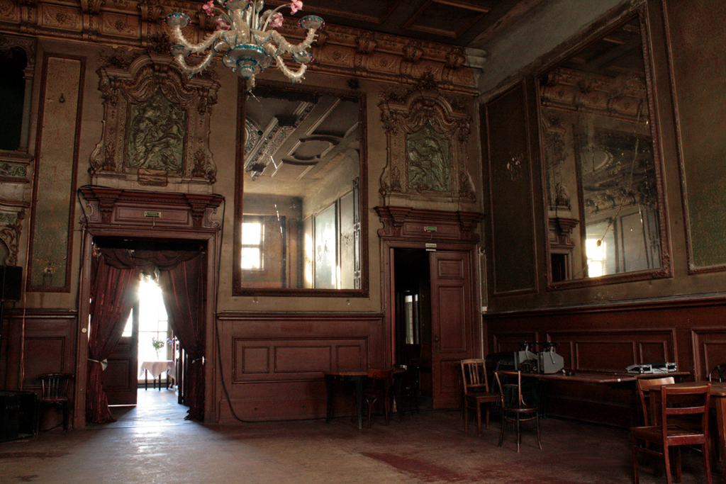 Clärchens Ballhaus, Spiegelsaal06