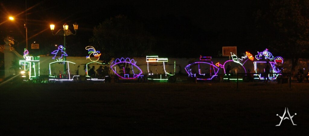 Light wagon for rent in Alun-Alun Selatan Yogyakarta