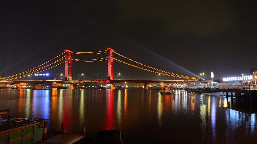 Jembatan Ampera awak