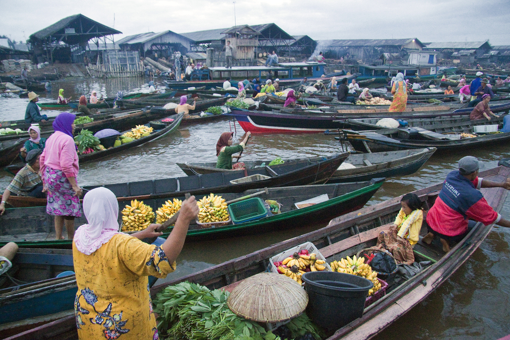 Traditional Floating Market Kuin River