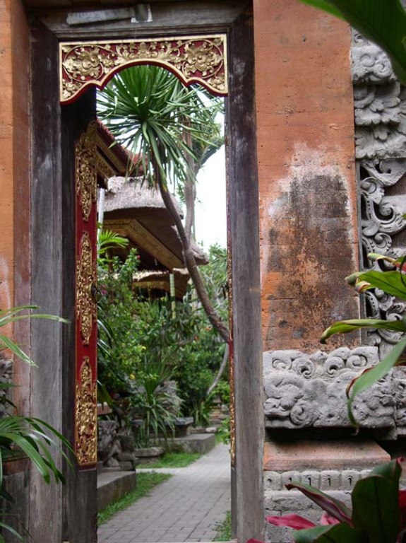 Puri Saren Agung
