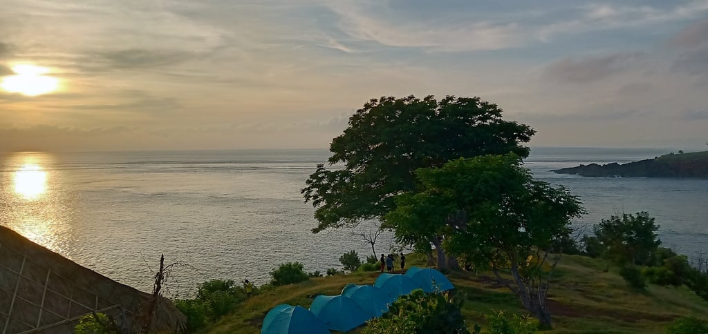 Bukit Asah Desa Bugbug