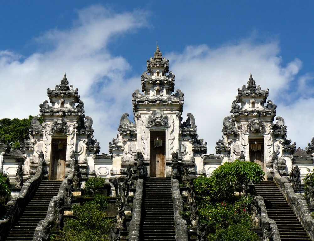 Bali Pura Lempuyang Luhur