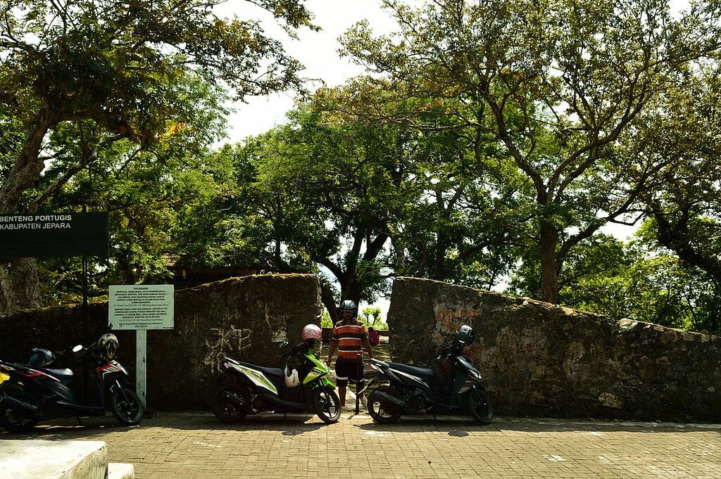 Entrance to the Benteng Portugis ("Portuguese fort") in Jepara, Central Java, Indonesia