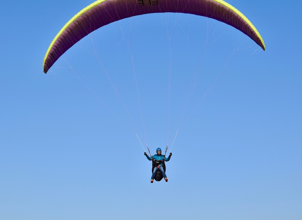 Paragliding