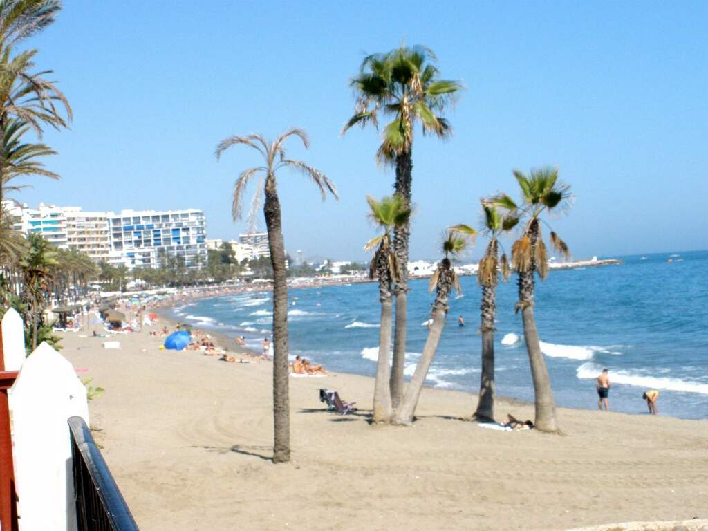 Marbella - Playa de la Fontanilla 06