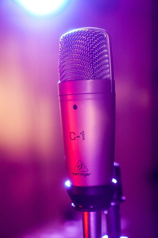 Karaoke Bar